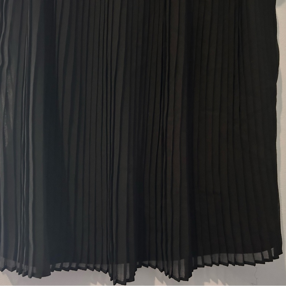 Ann Taylor Loft blouse - Picture 3 of 5